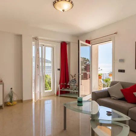 Angolo Di Sole By Interhome Appartement