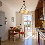 Lägenhet Angolo Di Sole By Interhome