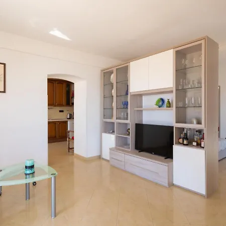 Angolo Di Sole By Interhome