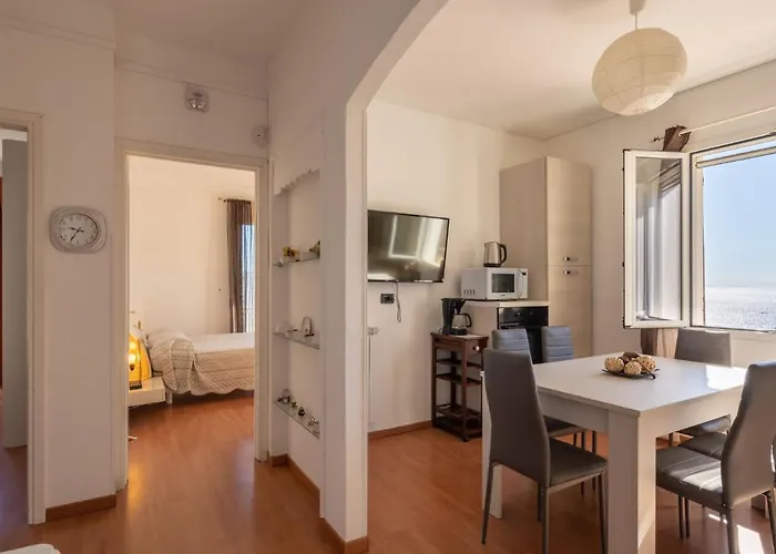 Lägenhet Angolo Di Sole By Interhome Poggio (Imperia)